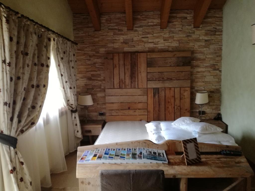 Hotel Bait De Angial Ливиньо Экстерьер фото