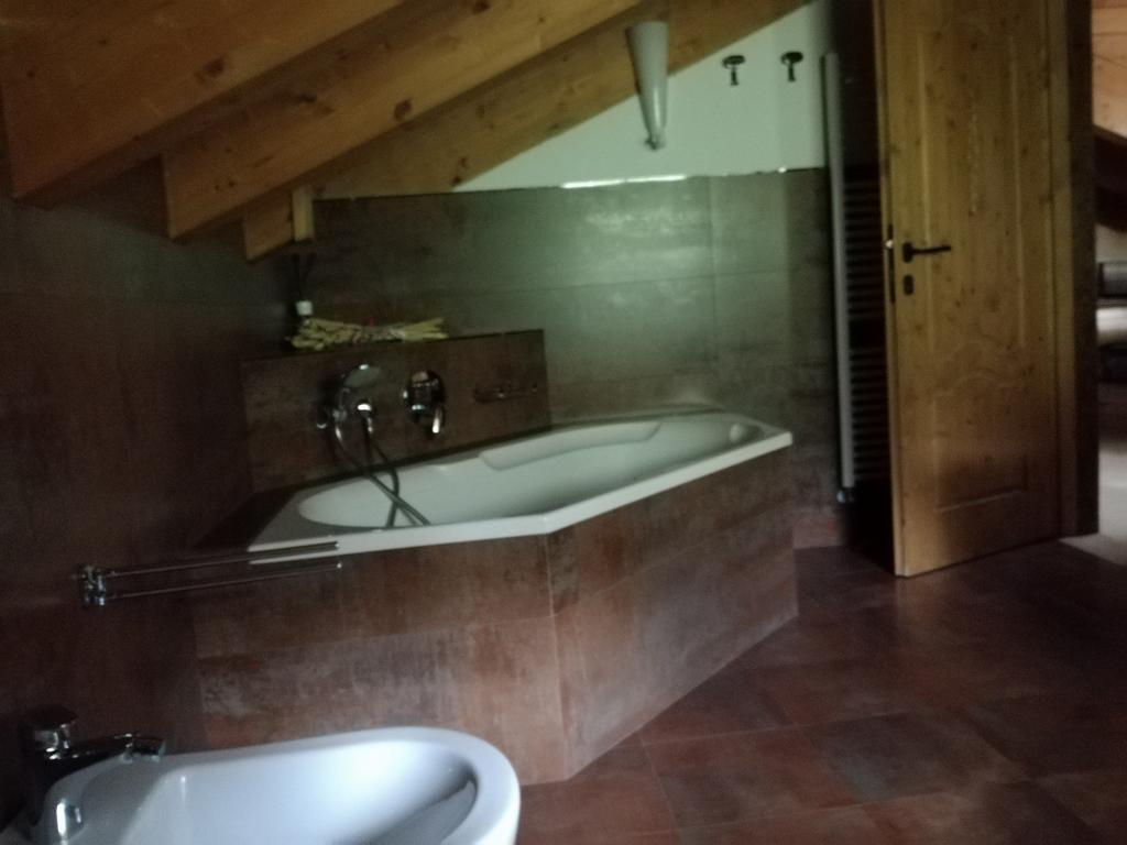 Hotel Bait De Angial Ливиньо Экстерьер фото