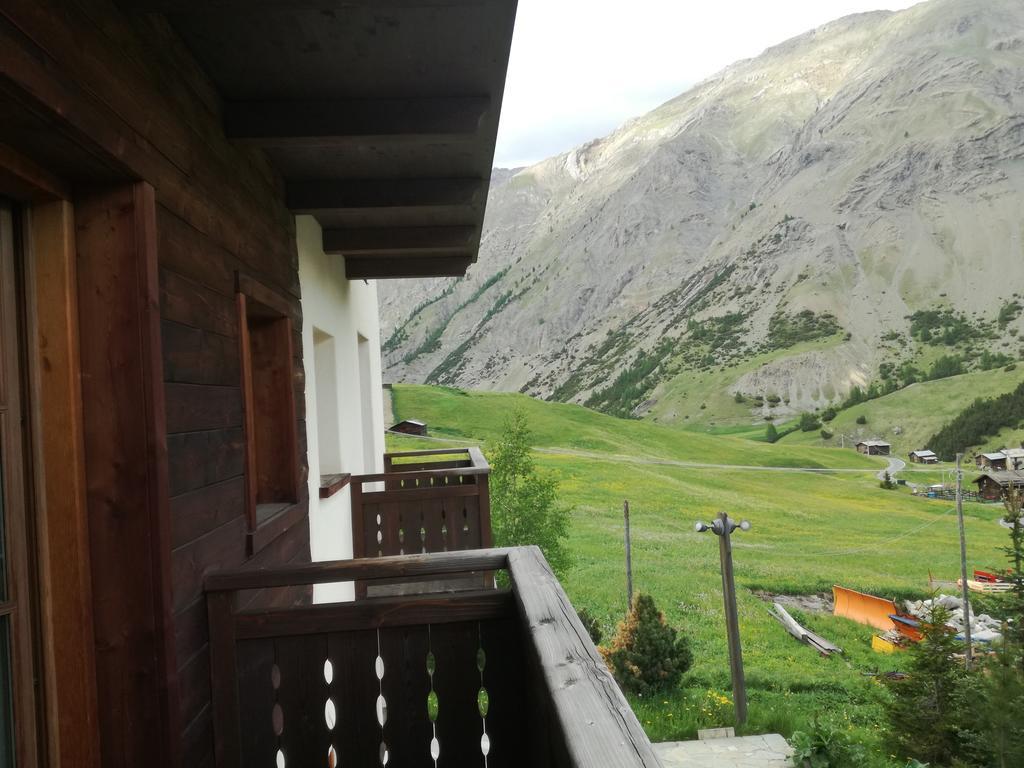 Hotel Bait De Angial Ливиньо Экстерьер фото