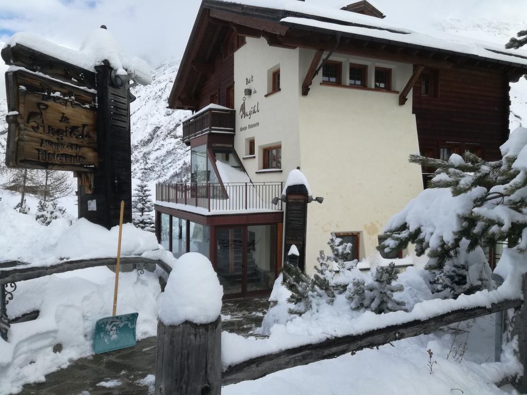 Hotel Bait De Angial Ливиньо Экстерьер фото
