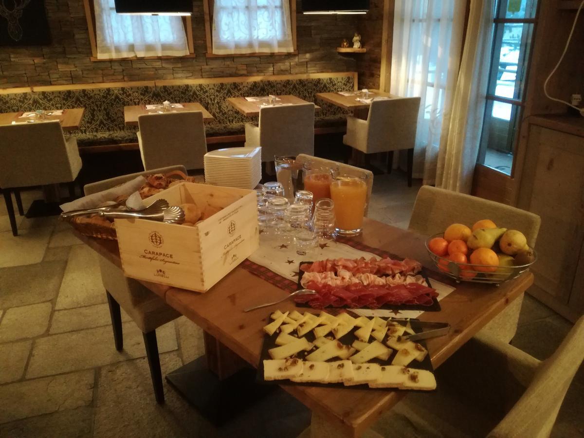 Hotel Bait De Angial Ливиньо Экстерьер фото